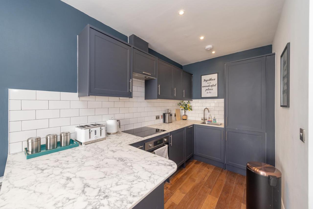 2Cq*Morden Studio Flat *Moments Away From Brighton Seafront Appartamento Esterno foto