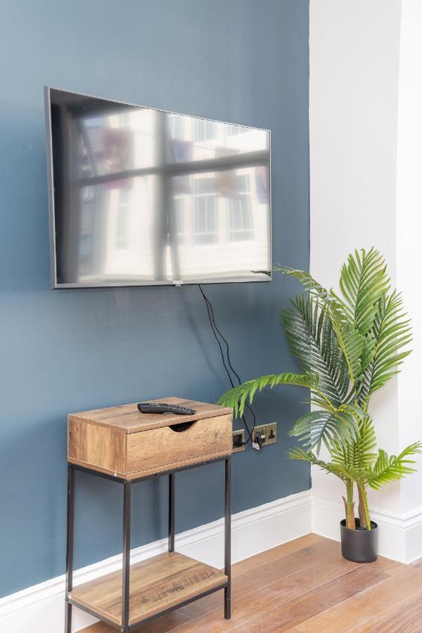 2Cq*Morden Studio Flat *Moments Away From Brighton Seafront Appartamento Esterno foto