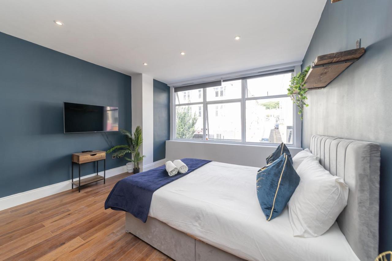 2Cq*Morden Studio Flat *Moments Away From Brighton Seafront Appartamento Esterno foto