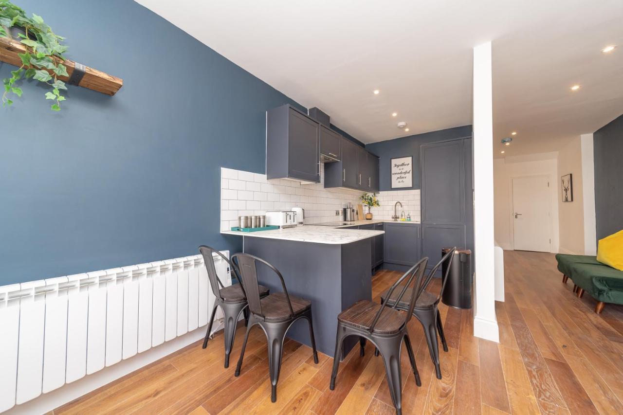 2Cq*Morden Studio Flat *Moments Away From Brighton Seafront Appartamento Esterno foto
