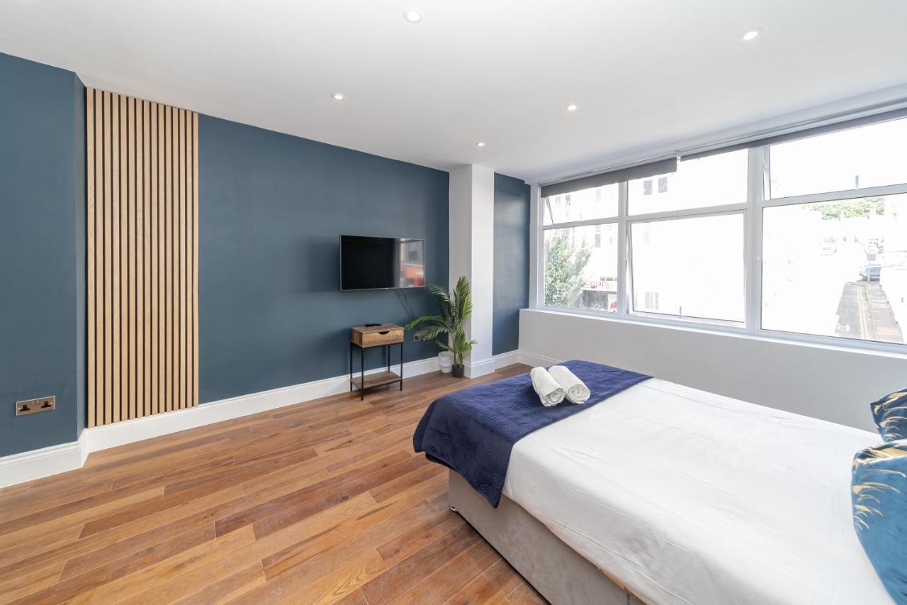 2Cq*Morden Studio Flat *Moments Away From Brighton Seafront Appartamento Esterno foto
