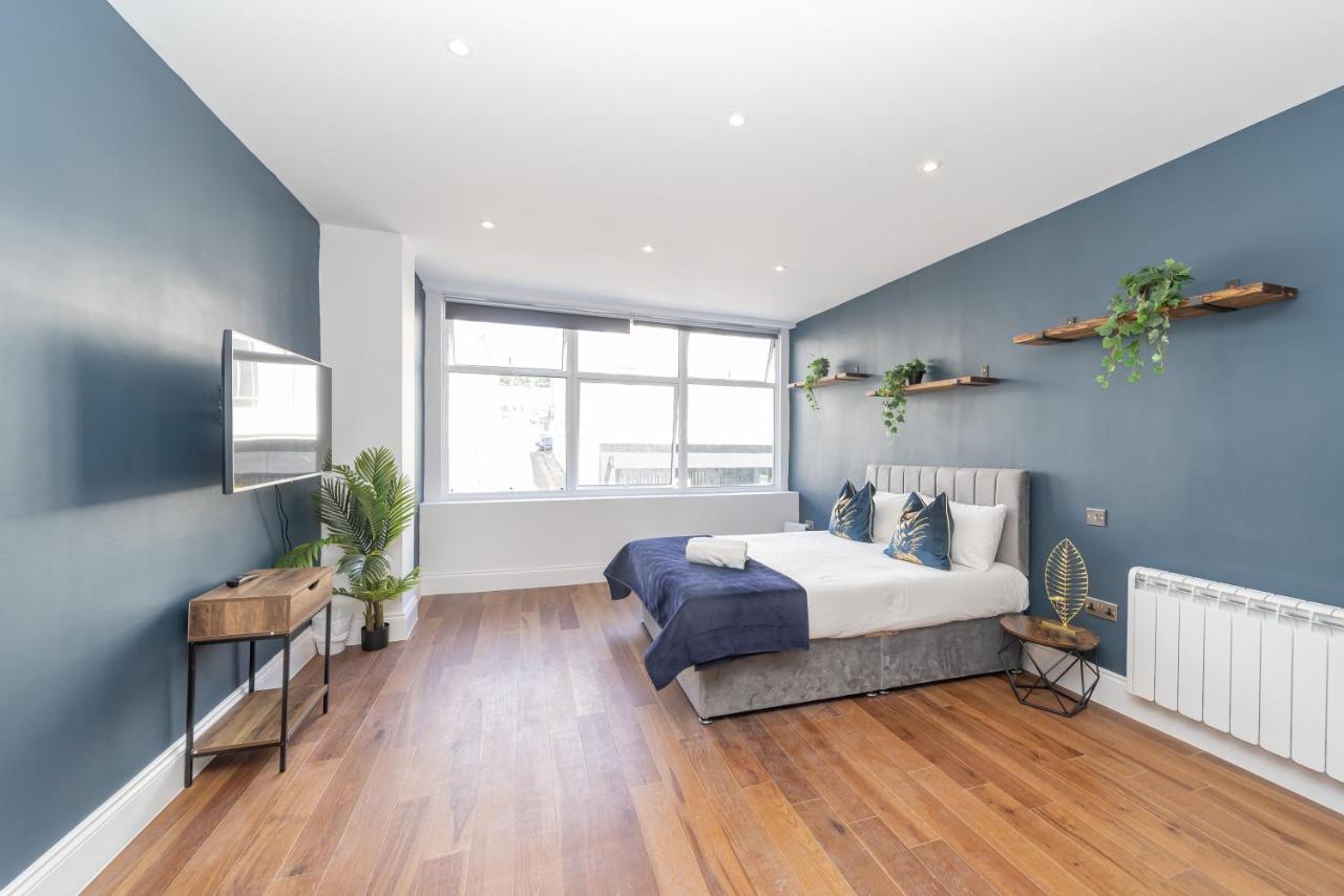 2Cq*Morden Studio Flat *Moments Away From Brighton Seafront Appartamento Esterno foto